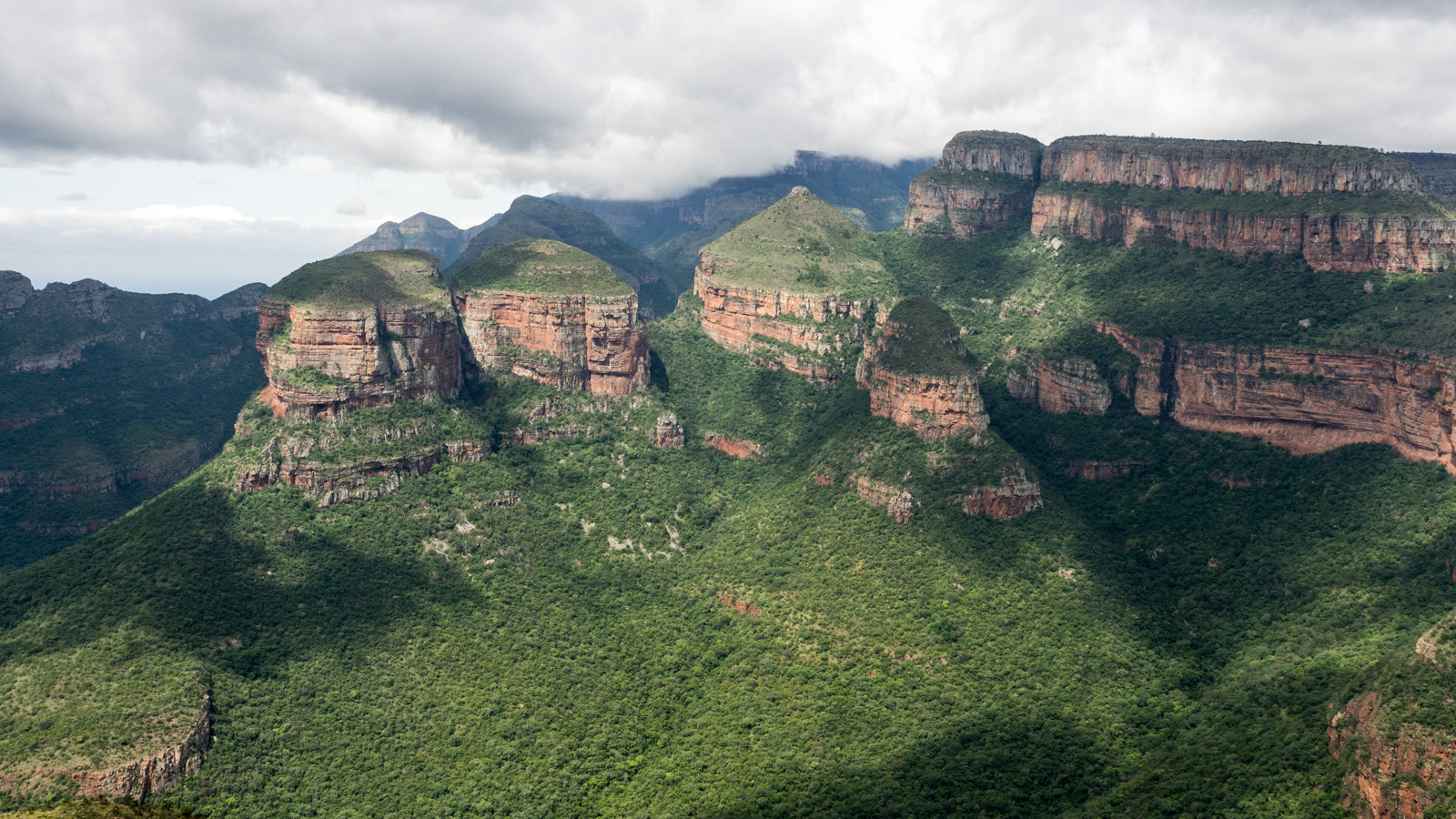 The Three Rondavels above the Blyde River Canyon